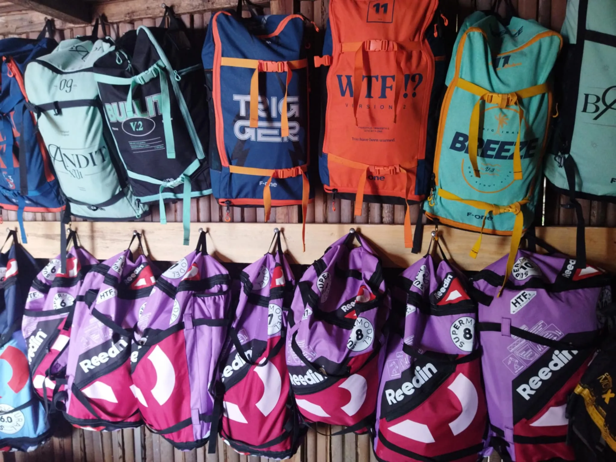 Kitesurf gear on the beach